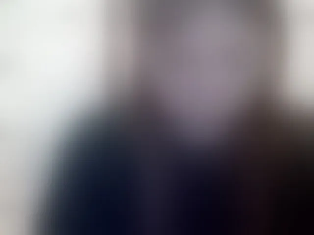 Live sex webcam photo for aliiicestone #293159136