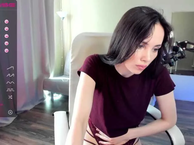 Live sex webcam photo for alina-007 #274155410