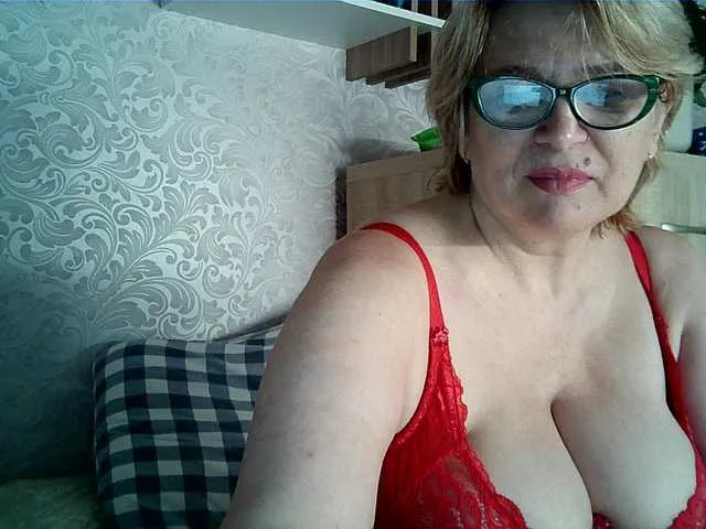 Live sex webcam photo for alina-malina6 #291562565