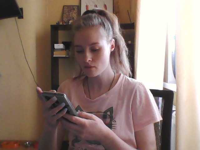 Live sex webcam photo for alinagerls777 #277509265