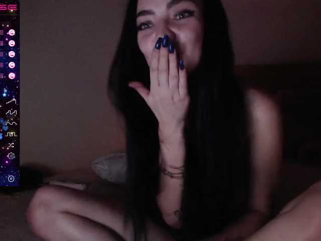 Live sex webcam photo for alinakukla787 #274396037