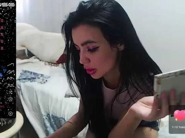 Live sex webcam photo for alinakukla787 #275966612