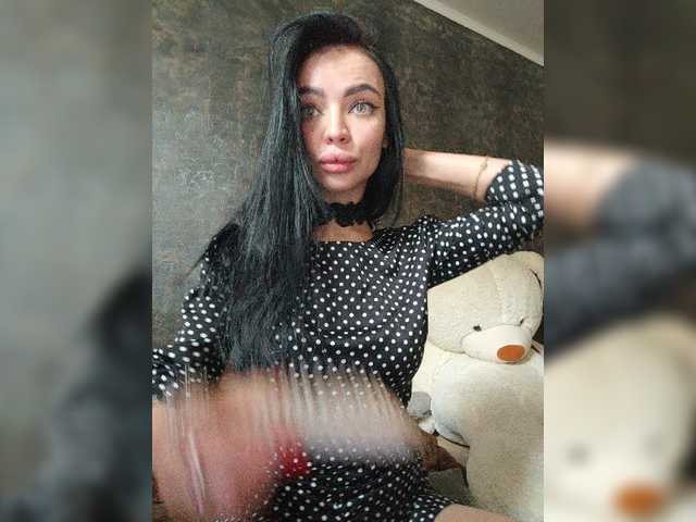 Live sex webcam photo for alinakukla787 #276839902