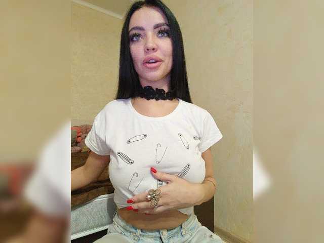 Live sex webcam photo for alinakukla787 #276932775