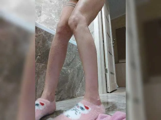 Live sex webcam photo for alinakukla787 #276996815