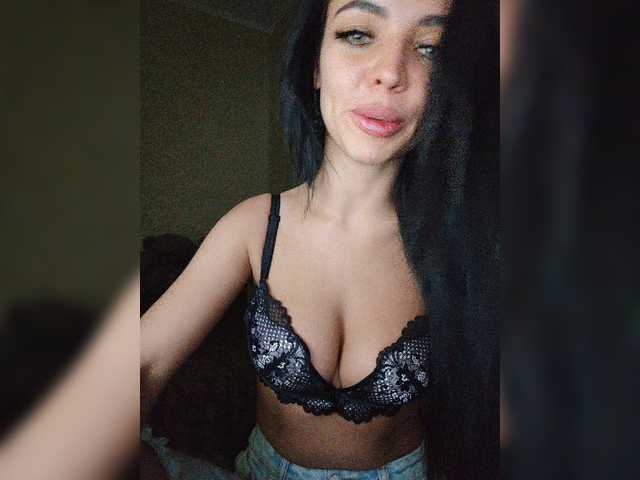 Live sex webcam photo for alinakukla787 #277008321