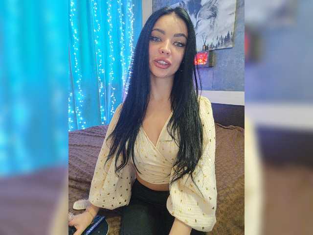 Live sex webcam photo for alinakukla787 #277145139