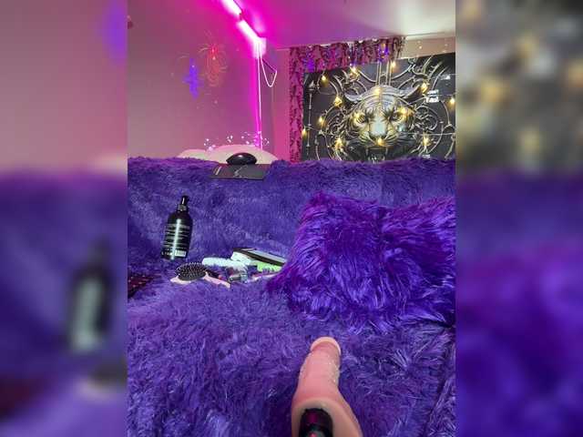 Live sex webcam photo for alinakukla787 #290568380