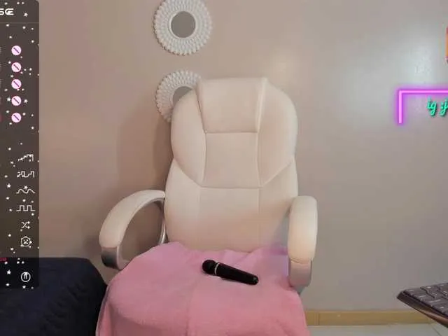 Live sex webcam photo for aliscollins #276247248