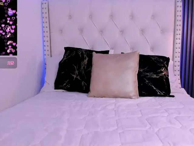 Live sex webcam photo for aliscollins #290778070