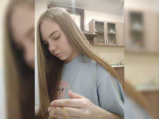 Live sex webcam photo for alisekss8 #272716238