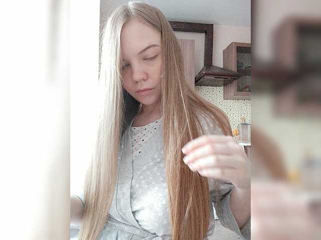 Live sex webcam photo for alisekss8 #272774343