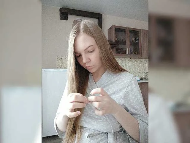 Live sex webcam photo for alisekss8 #272959872