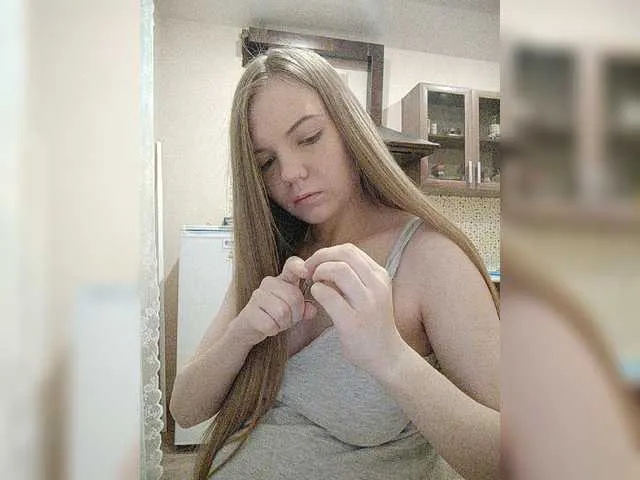 Live sex webcam photo for alisekss8 #273143850