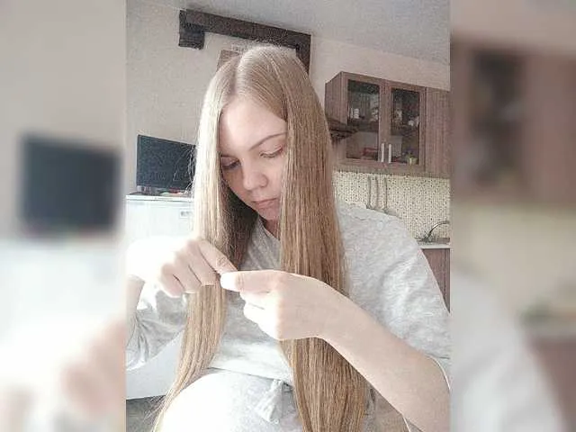 Live sex webcam photo for alisekss8 #273436400