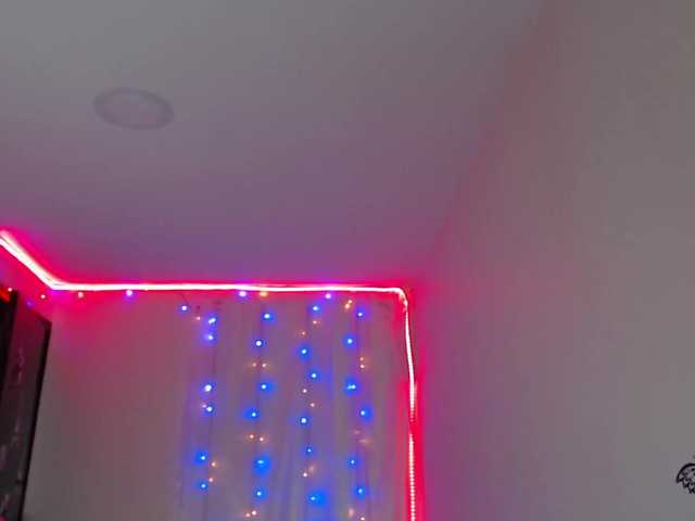 Live sex webcam photo for alisha-cute #273422860