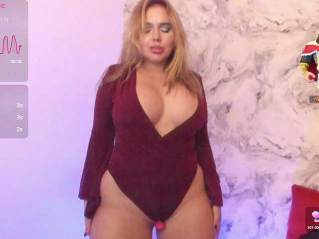Live sex webcam photo for alishaindira2 #290380057