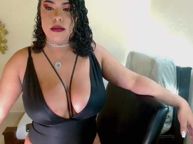 Live sex webcam photo for alissoncastro #277803067