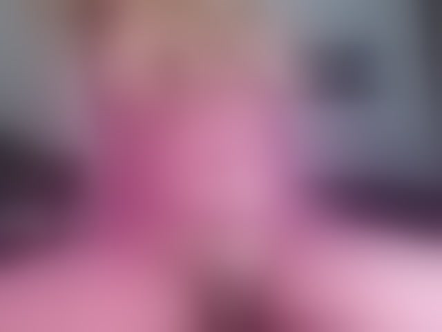 Live sex webcam photo for alissoncastro1996 #293978175