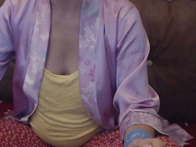 Live sex webcam photo for alissonone #291436967