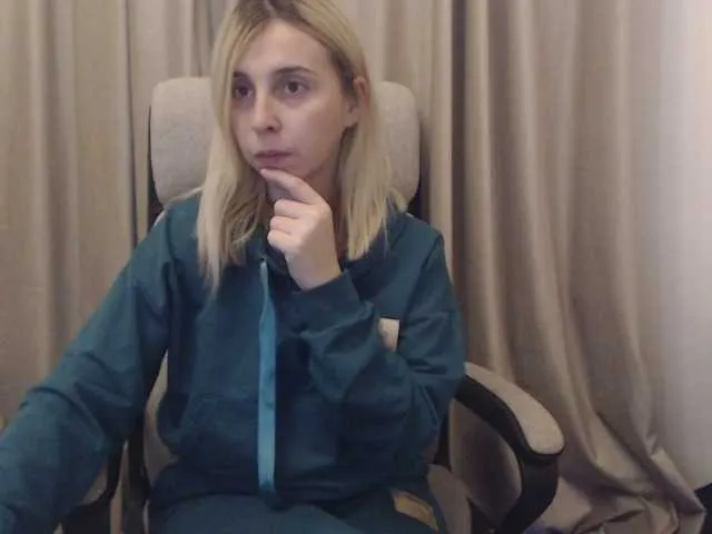 Live sex webcam photo for alissonone #292208269