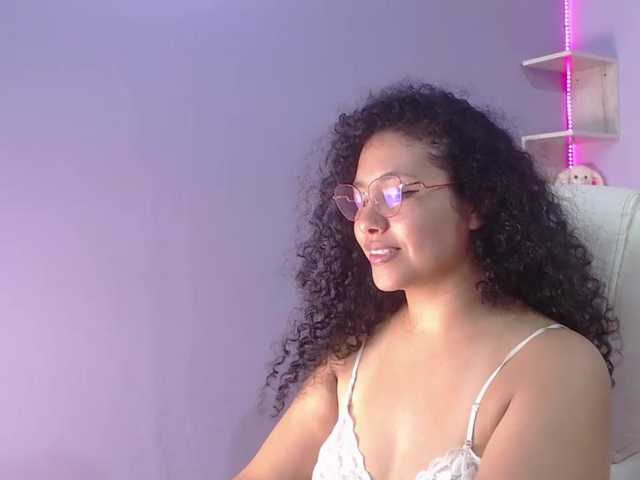 Live sex webcam photo for alixonfiore5 #273976500