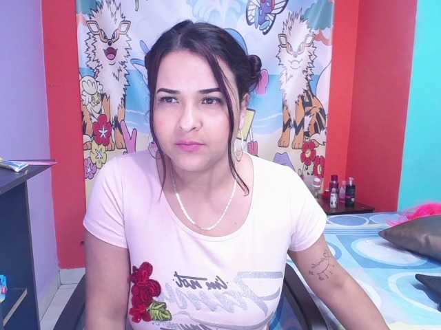 Live sex webcam photo for alixxxcarth #289355182