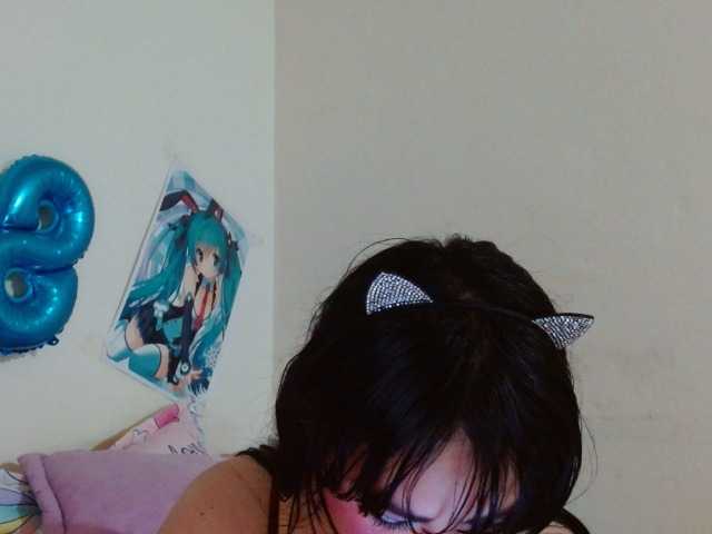 Live sex webcam photo for alizemeow #278081275