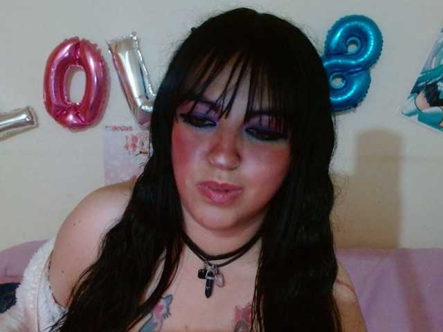 Live sex webcam photo for alizemeow #278222447