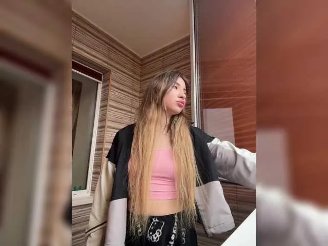 Live sex webcam photo for alizii #291125964