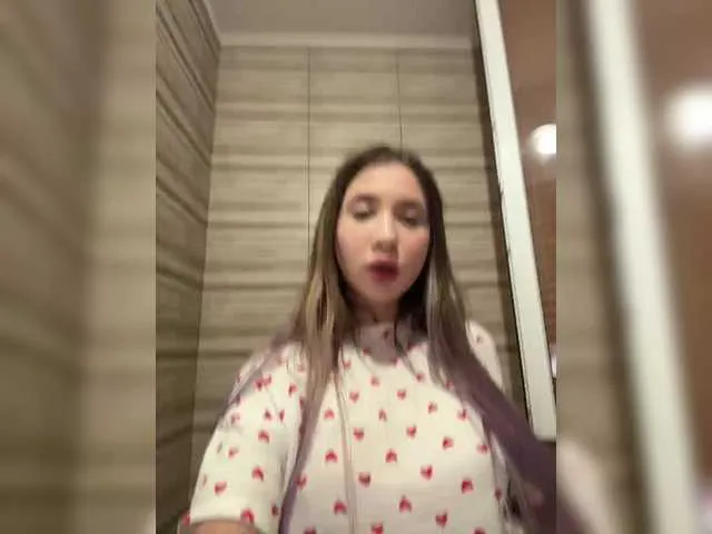 Live sex webcam photo for alizii #291374356