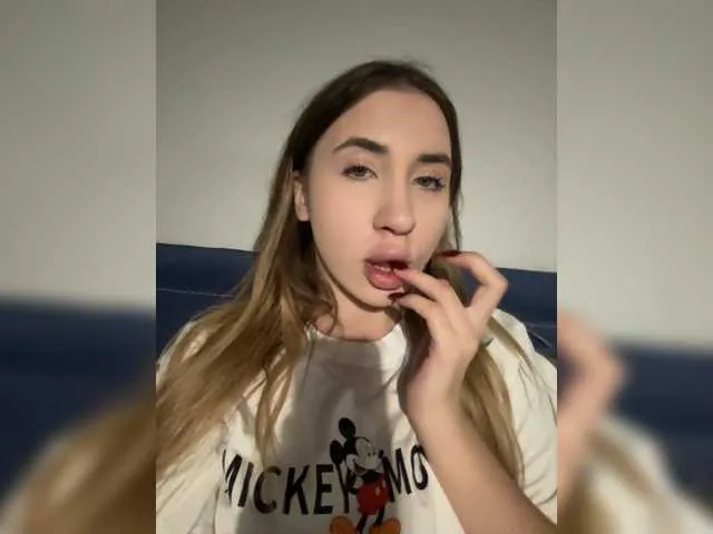 Live sex webcam photo for alizii #292316887