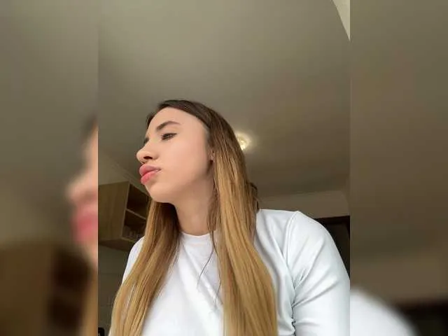 Live sex webcam photo for alizii #292369539