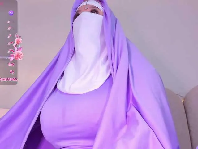 Live sex webcam photo for allanaluna #291156787