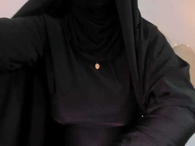 Live sex webcam photo for allanaluna #291202703