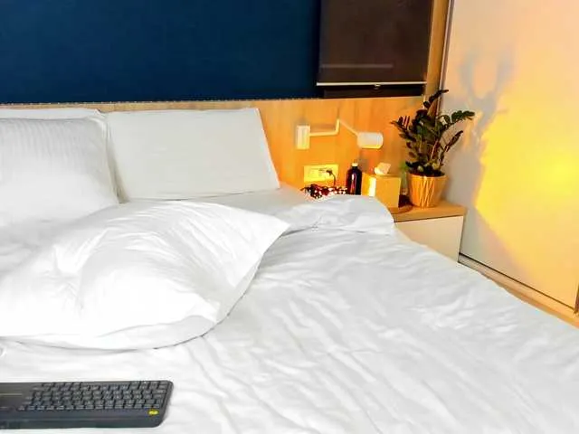 Live sex webcam photo for allisonally #292223010