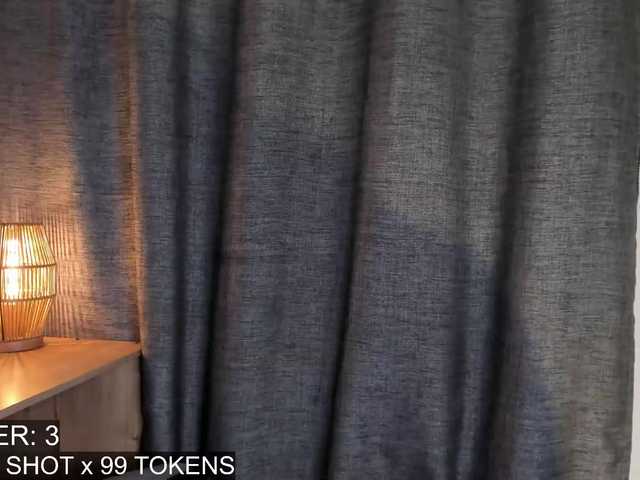 Live sex webcam photo for ally18 #276290407