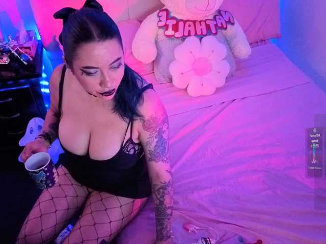 Live sex webcam photo for almendra08 #294309842