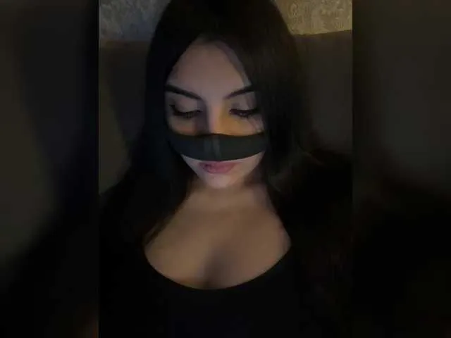 Live sex webcam photo for aloeloea #290645207
