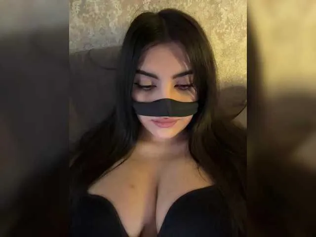 Live sex webcam photo for aloeloea #290852847