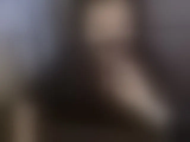 Live sex webcam photo for aloeloea #293569928