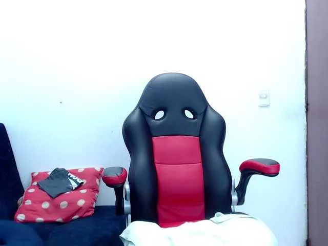 Live sex webcam photo for alondra-69- #291109802