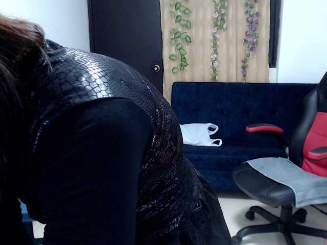 Live sex webcam photo for alondra-69- #292181551