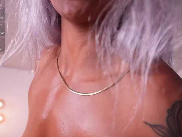 Live sex webcam photo for alondrasparrow #291289337