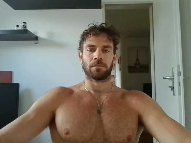 Live sex webcam photo for alphah-hunk #291783420