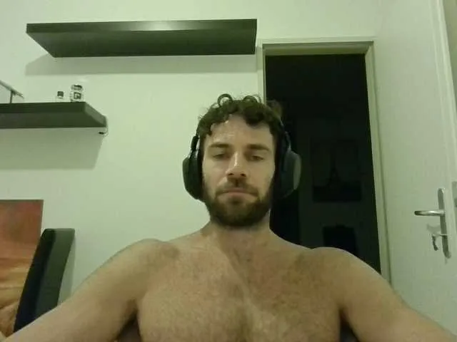 Live sex webcam photo for alphah-hunk #291981751