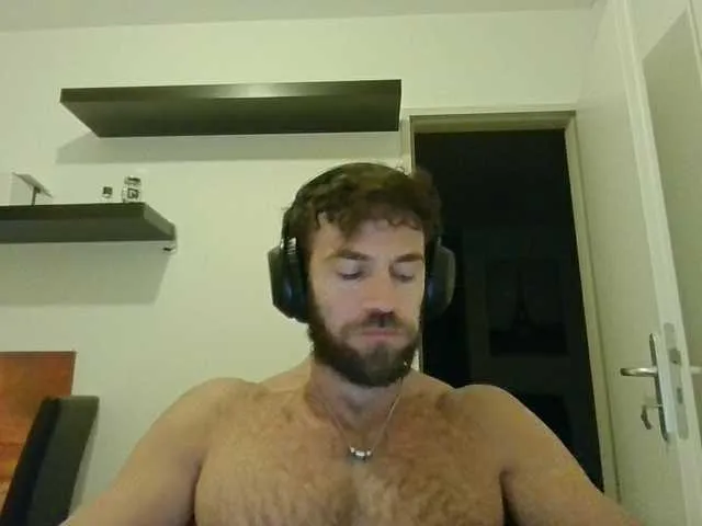 Live sex webcam photo for alphah-hunk #292103057