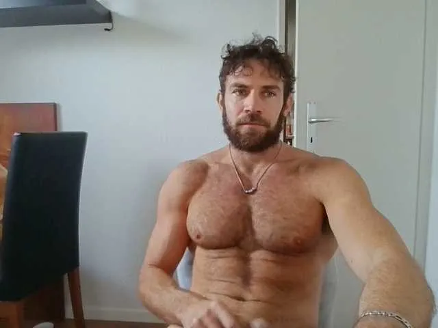 Live sex webcam photo for alphah-hunk #292168909