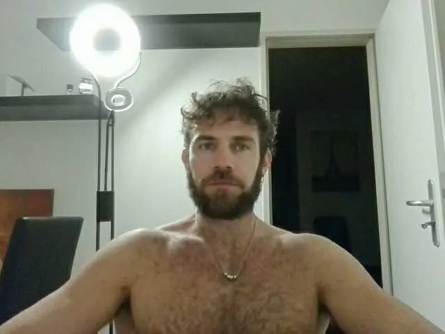 Live sex webcam photo for alphah-hunk #292170383