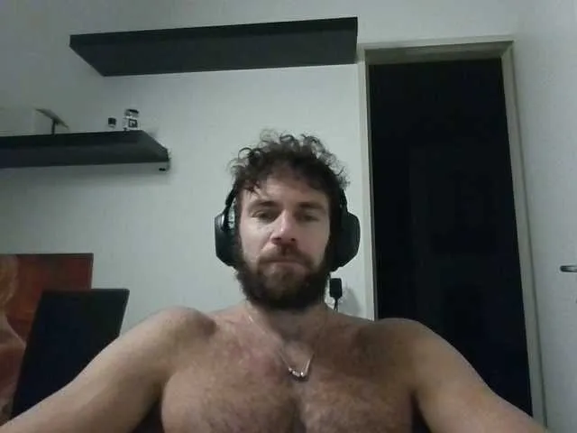 Live sex webcam photo for alphah-hunk #292184419